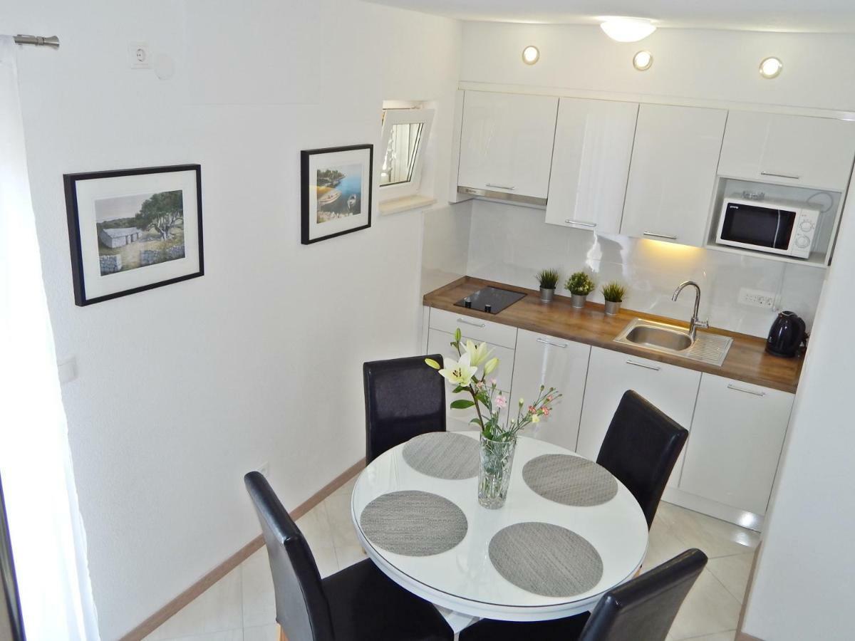 פודסטראנה Apartment Marko מראה חיצוני תמונה